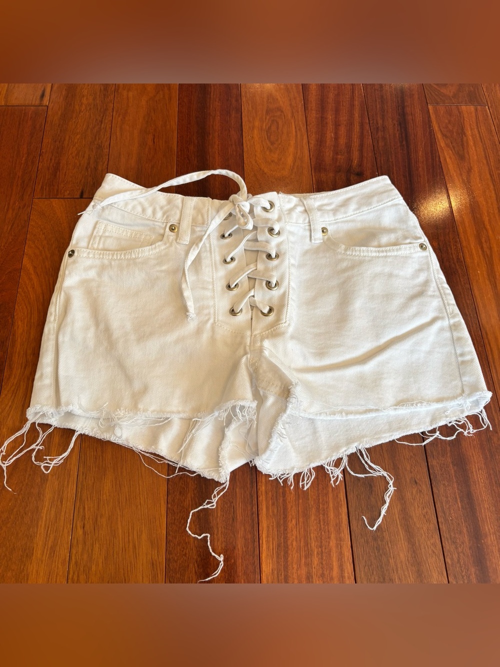 H&M Divided White Lace Up Denim Shorts Size 4